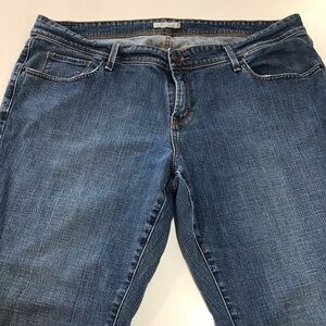 Levis 542 Low Flare Jeans Women’s Size 24W Medium